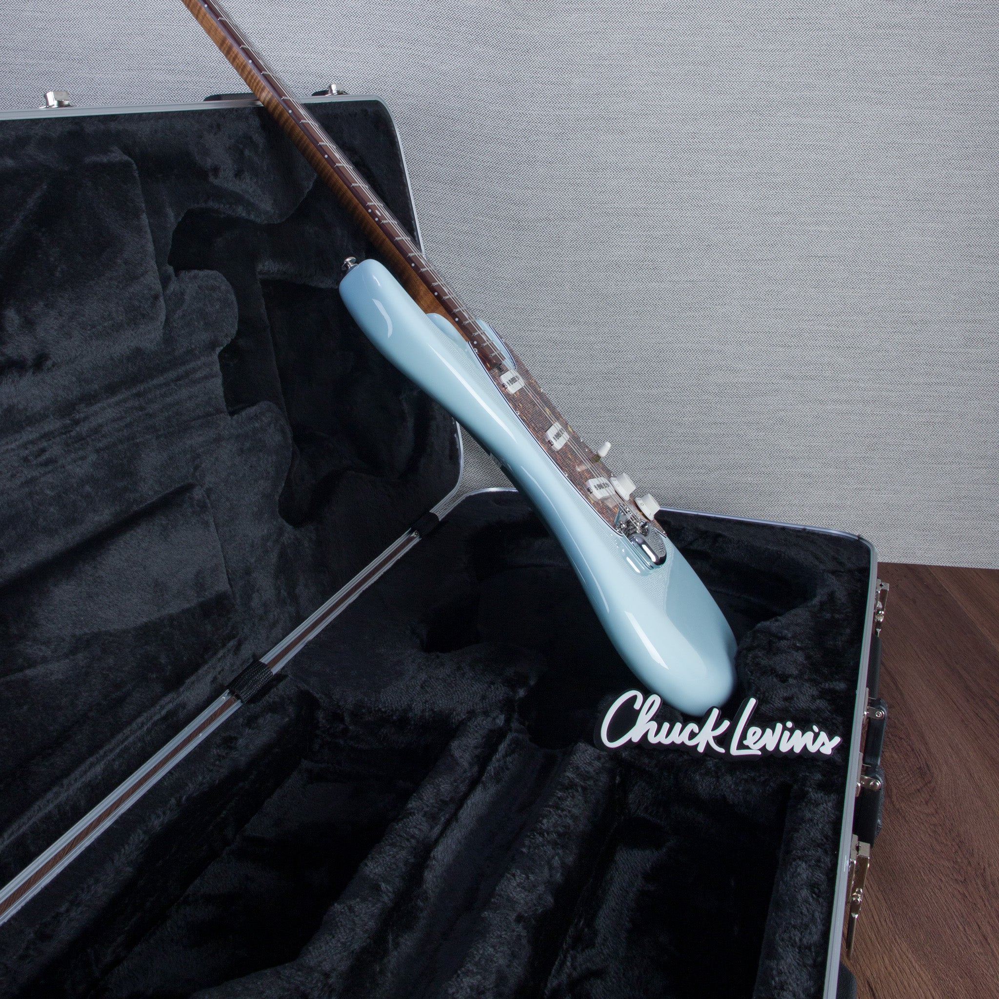 Music Man Cutlass SSS Trem Electric Guitar - Powder Blue – Chuck