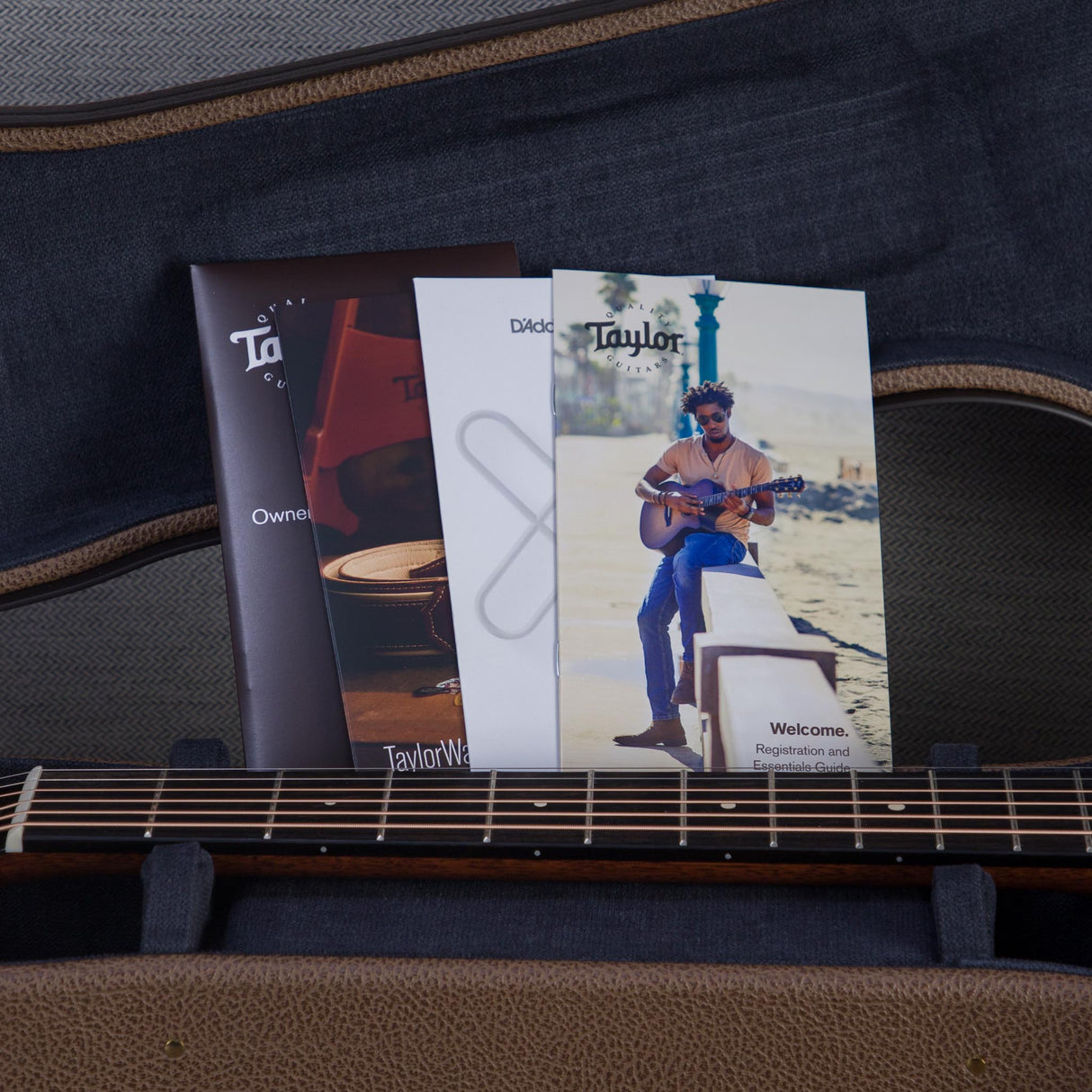 Taylor Gold Label 517e Mahogany/Spruce Acoustic Electric Guitar - Sunburst/Cream Pickguard - #1204255021