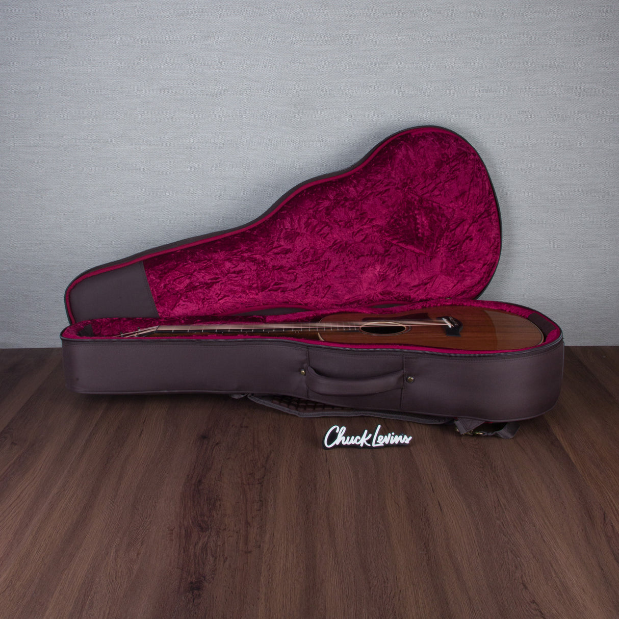 Taylor Custom GT 811e Acoustic Guitar - #1206292031