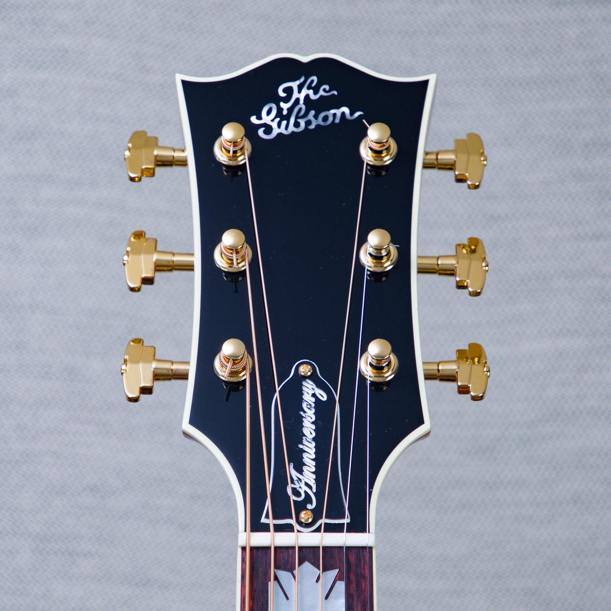 Gibson Limited Edition Custom Shop SJ-200 Anniversary Maple/Bearclaw Sitka Spruce Acoustic Electric Guitar - Cremona Burst - #22166019