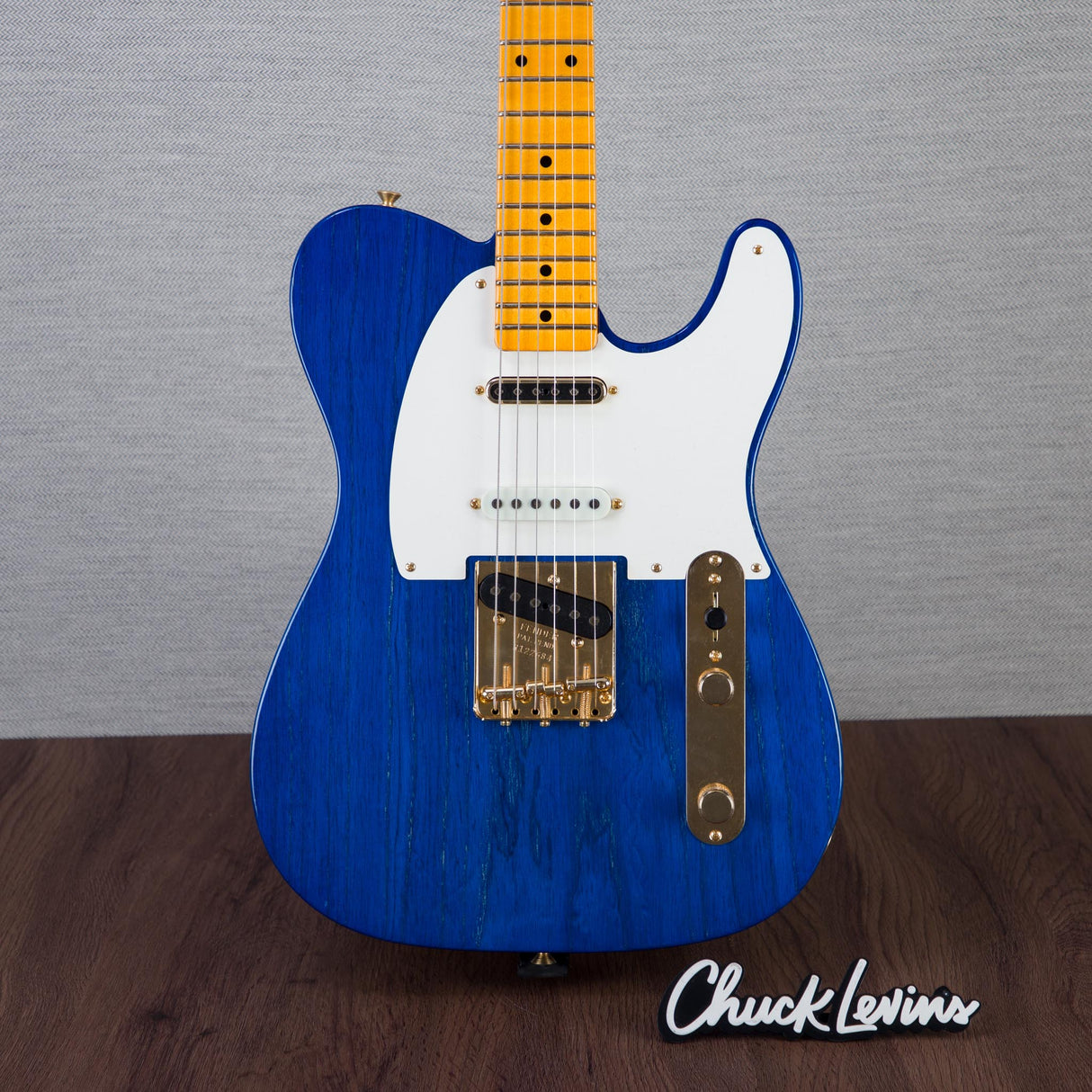 Fender Custom Shop Limited Edition Hotshot Telecaster Electric Guitar Deluxe Closet Classic - Aged Sapphire Blue Transparent - #R122684