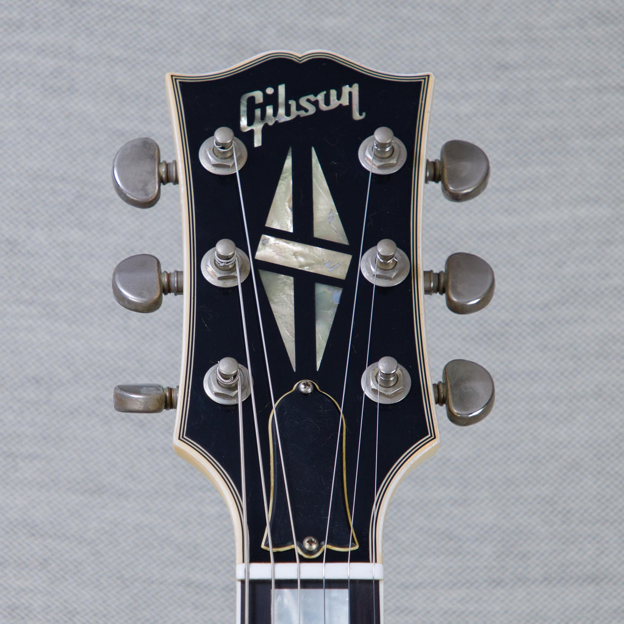 Gibson Custom Shop Murphy Lab SG Custom P-90 Batwing Electric Guitar - Heavy Aged White - #CS601068