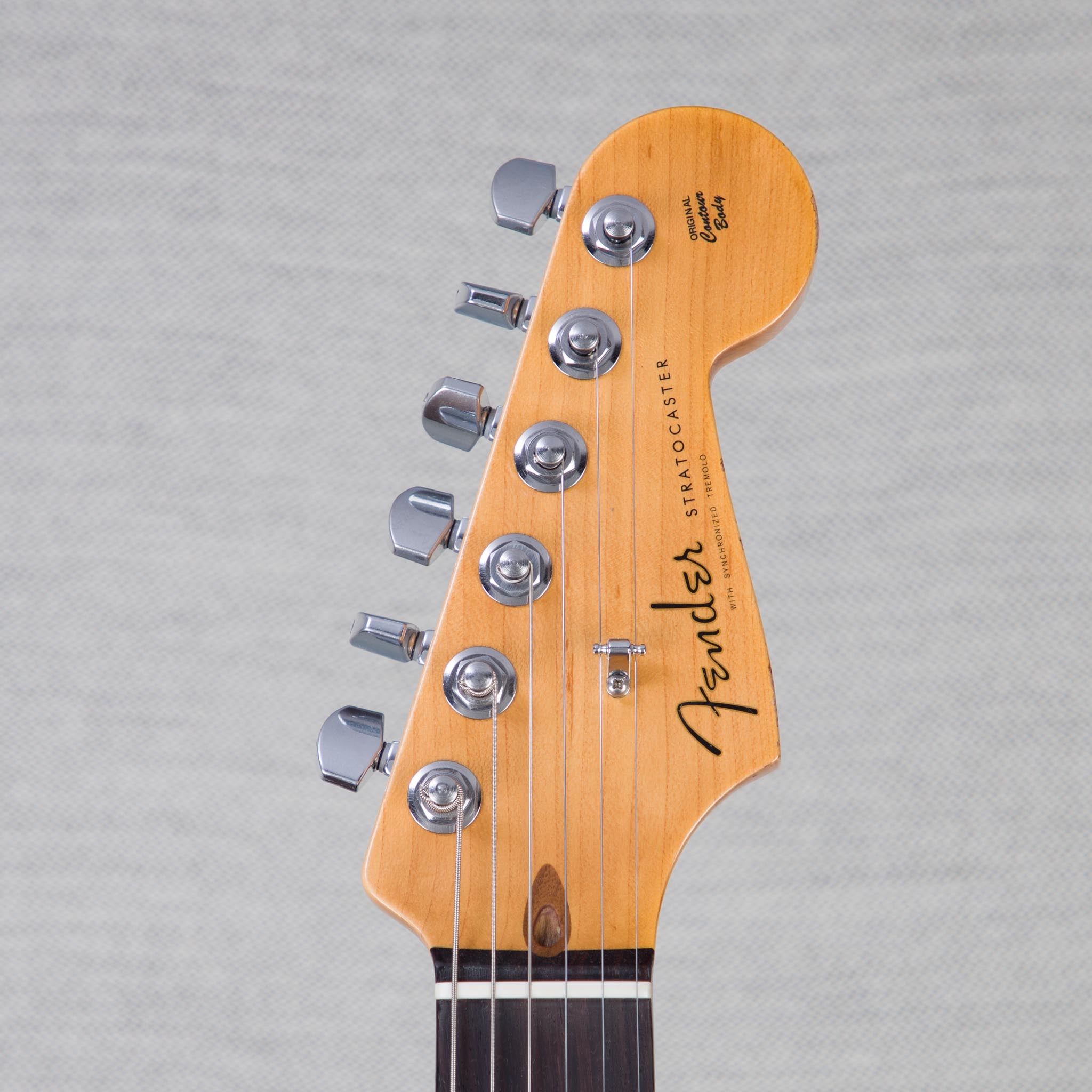 Fender Custom Shop Custom Deluxe Stratocaster Electric Guitar - 3