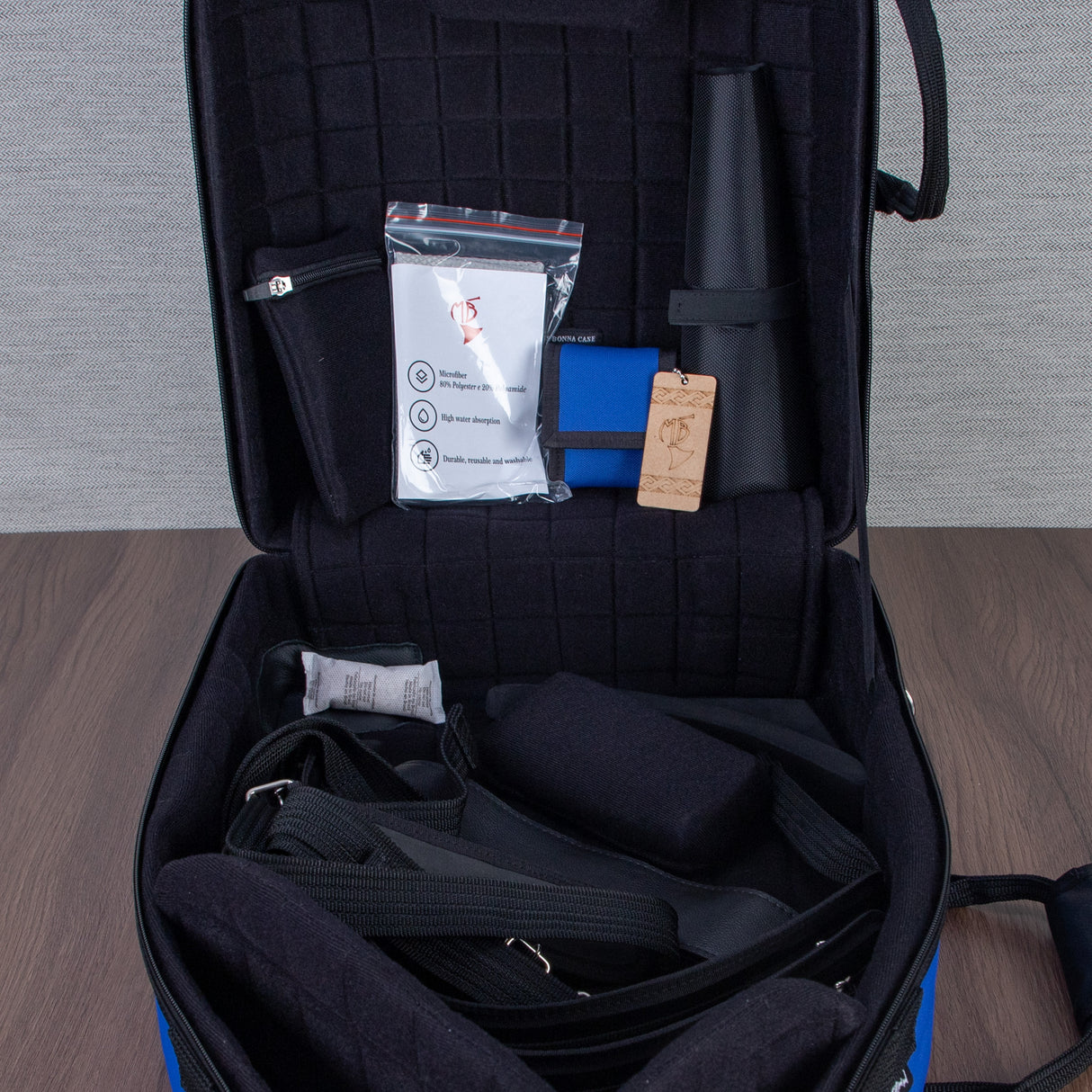 Marcus Bonna Standard French Horn Case with Detachable Bell - Royal Blue / Turquoise