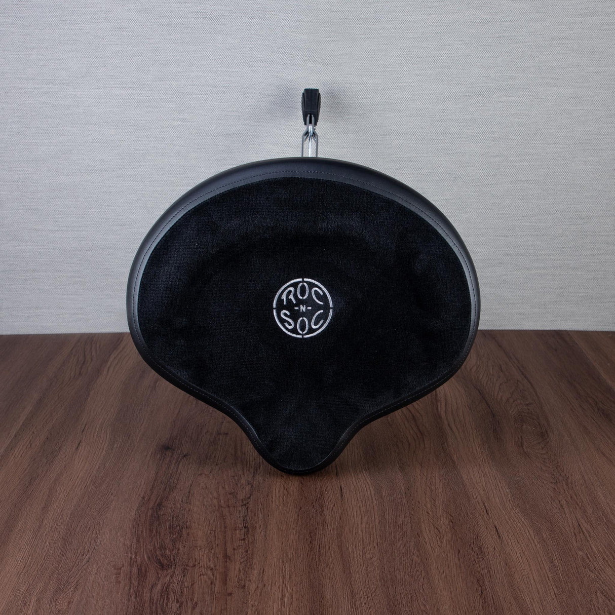 Roc N Soc Manual Spindle Original Saddle Drum Throne - Black