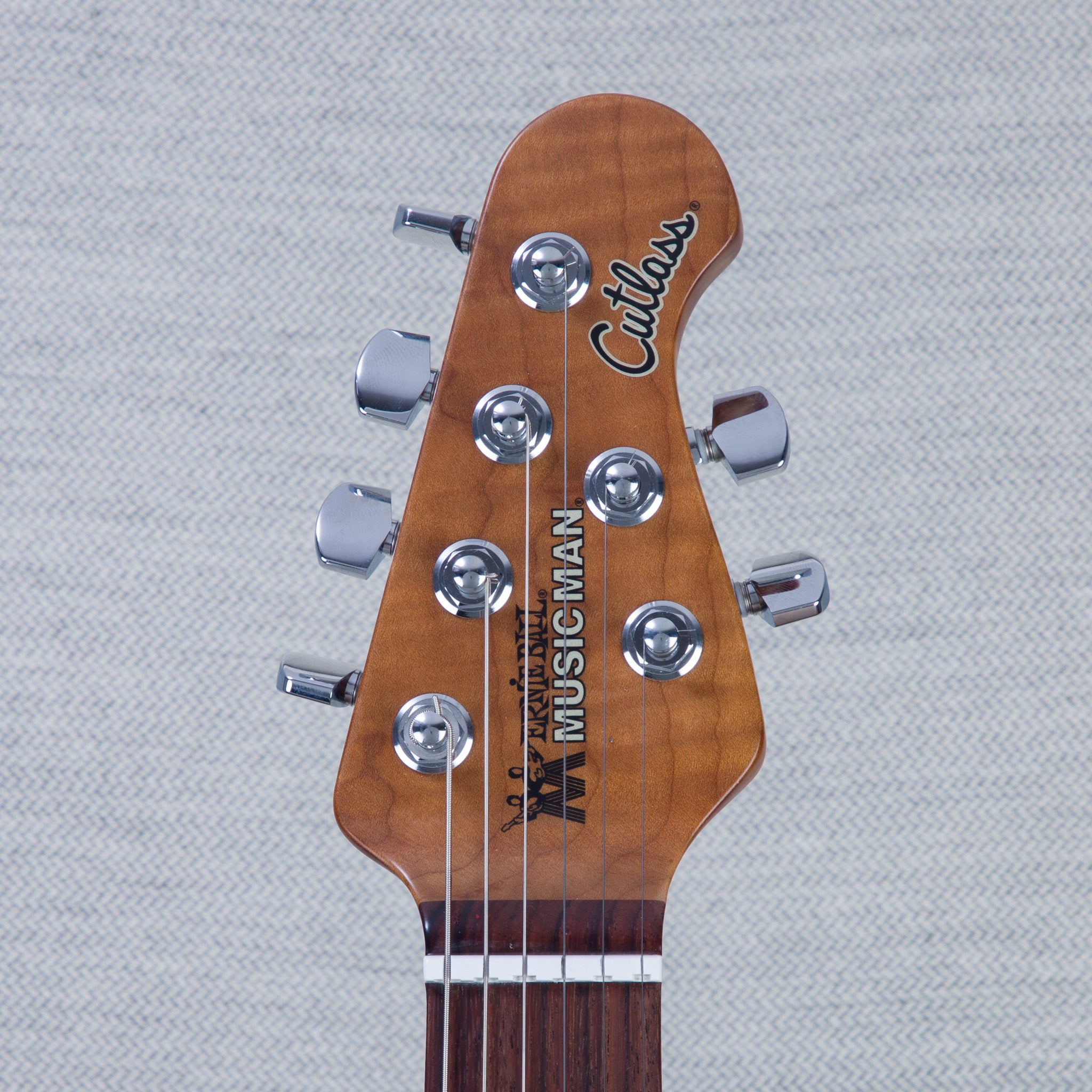 Music Man Cutlass SSS Trem Electric Guitar - Powder Blue – Chuck