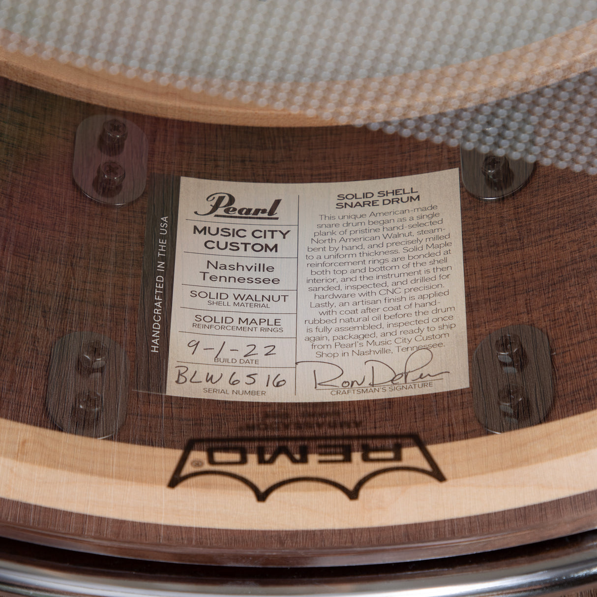 Pearl Music City 14x6.5-Inch Custom Walnut Snare Drum - Natural with Inlays
