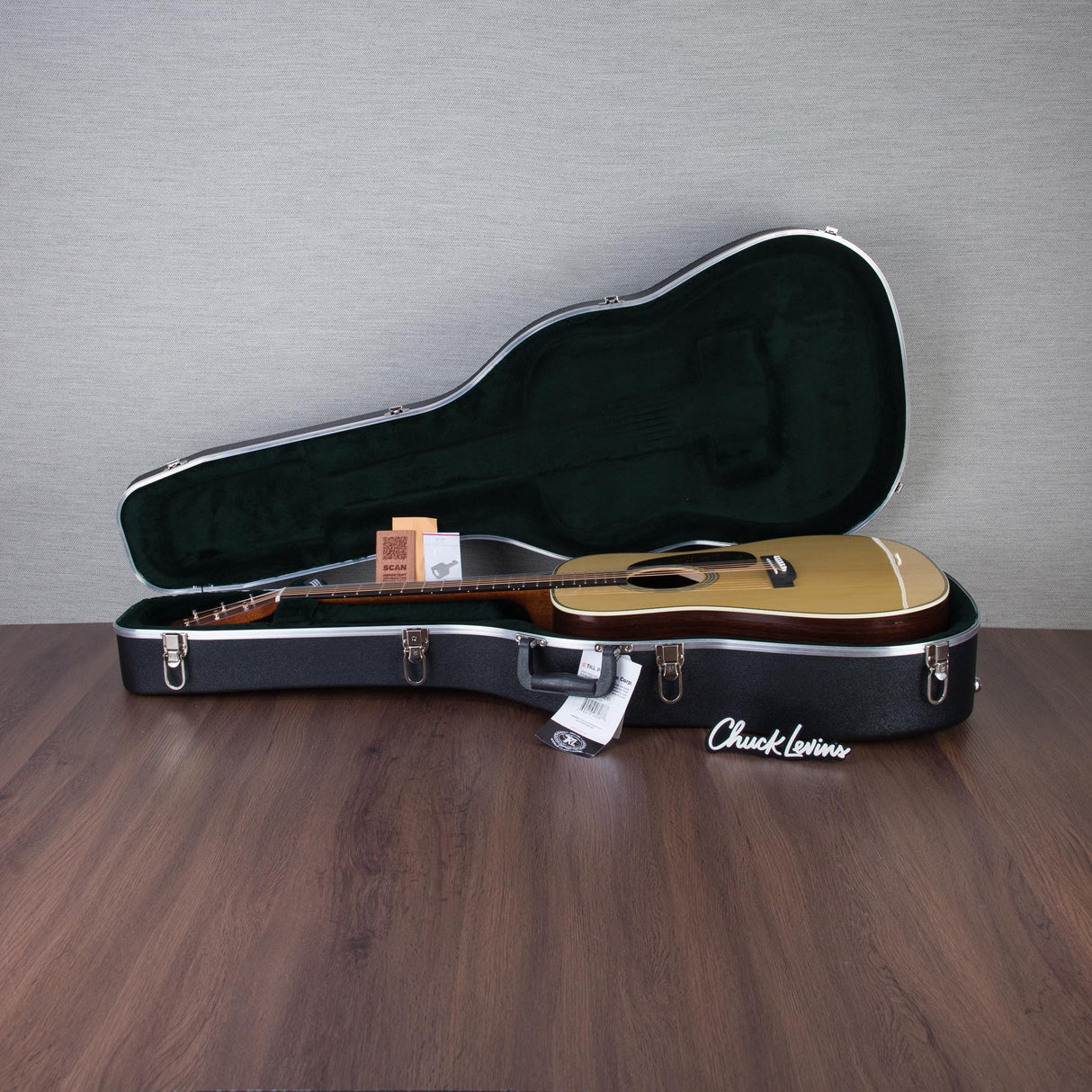 Martin HD-28 East Indian Rosewood/Spruce Acoustic Guitar - #M2961896