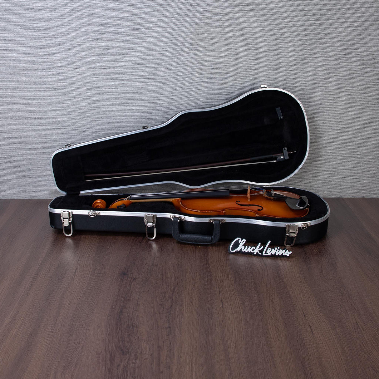 Used Student 15-inch Viola with Case and Accessories