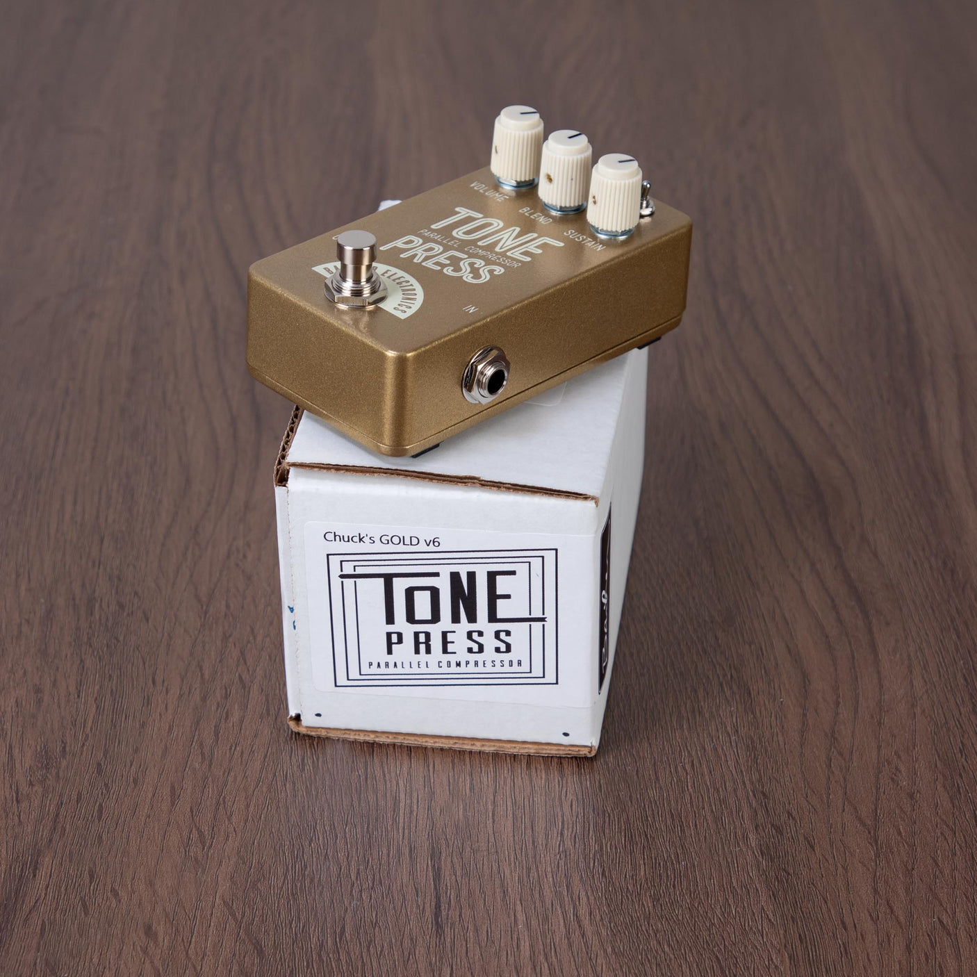 Barber Electronics Tone Press V6 Compressor Guitar Effects Pedal - CHUCKSCLUSIVE GOLD
