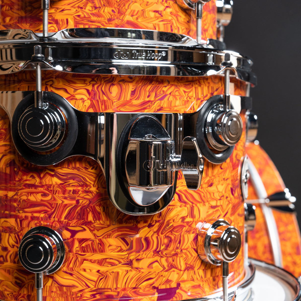 DW Collector's Standard Maple 4-Piece Shell Pack, 22-Inch Kick - Amber Swirl