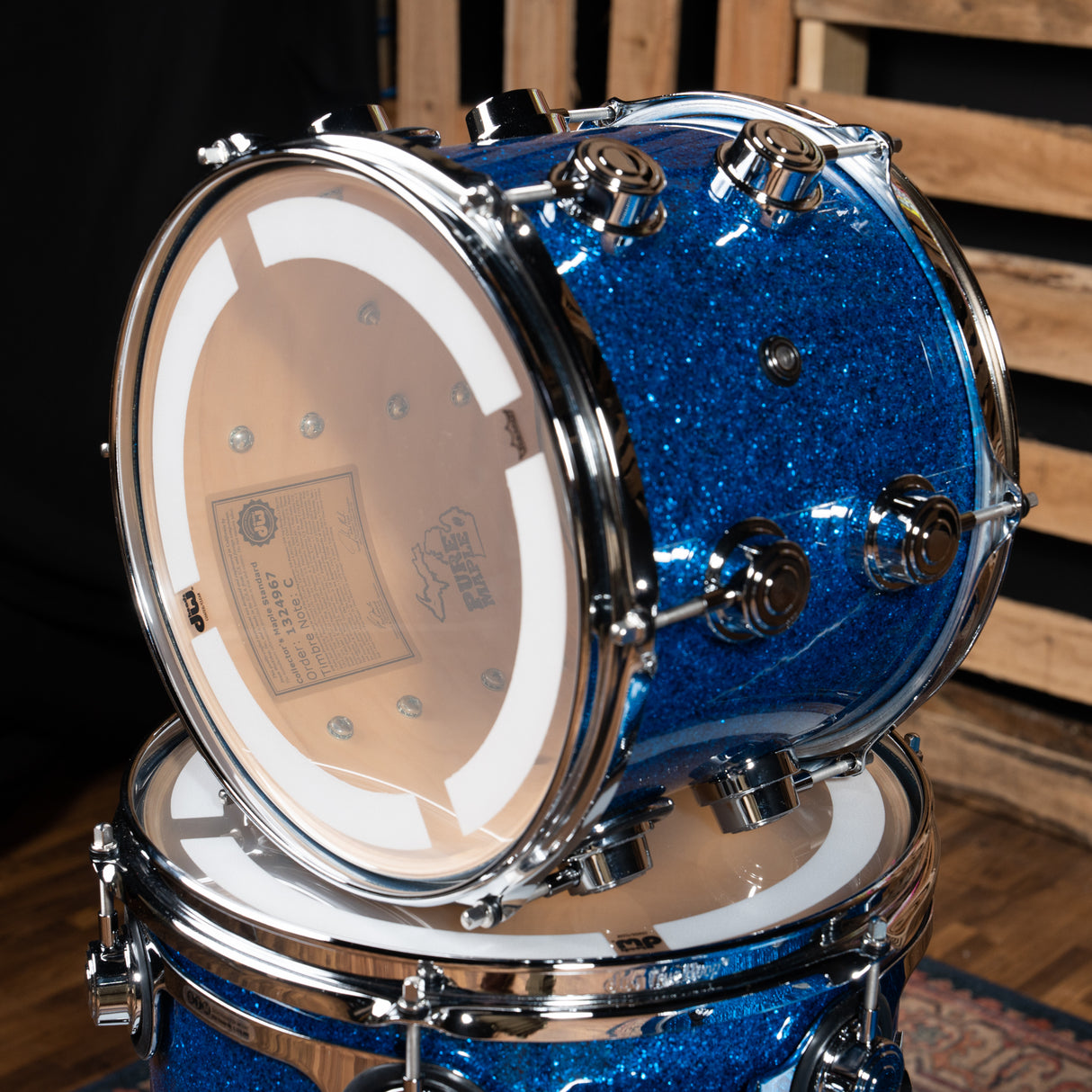 DW Collector's Standard Maple 4-Piece Shell Pack, 22-Inch Kick - Blue Glass