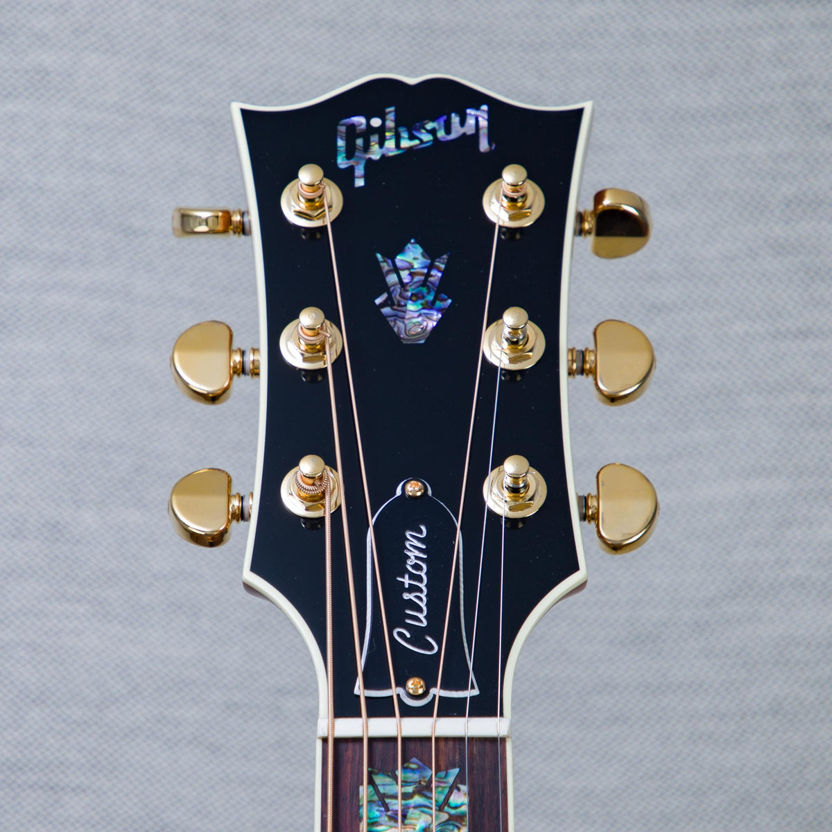 Gibson Custom Shop SJ-200 Elegant Koa Koa/Sitka Spruce Acoustic Electric Guitar - Honey Burst - #21496012