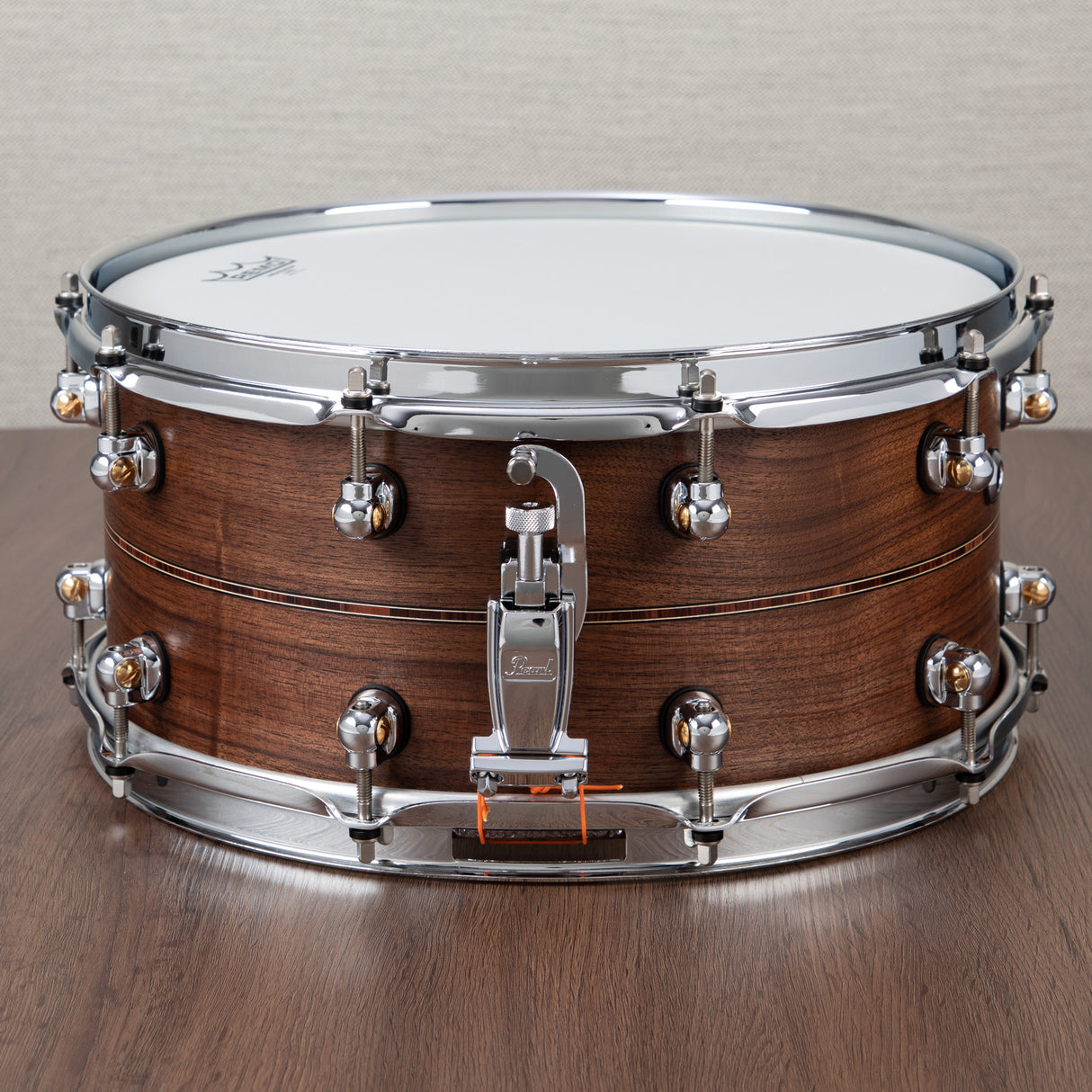Pearl Music City 14x6.5-Inch Custom Walnut Snare Drum - Natural with Inlays