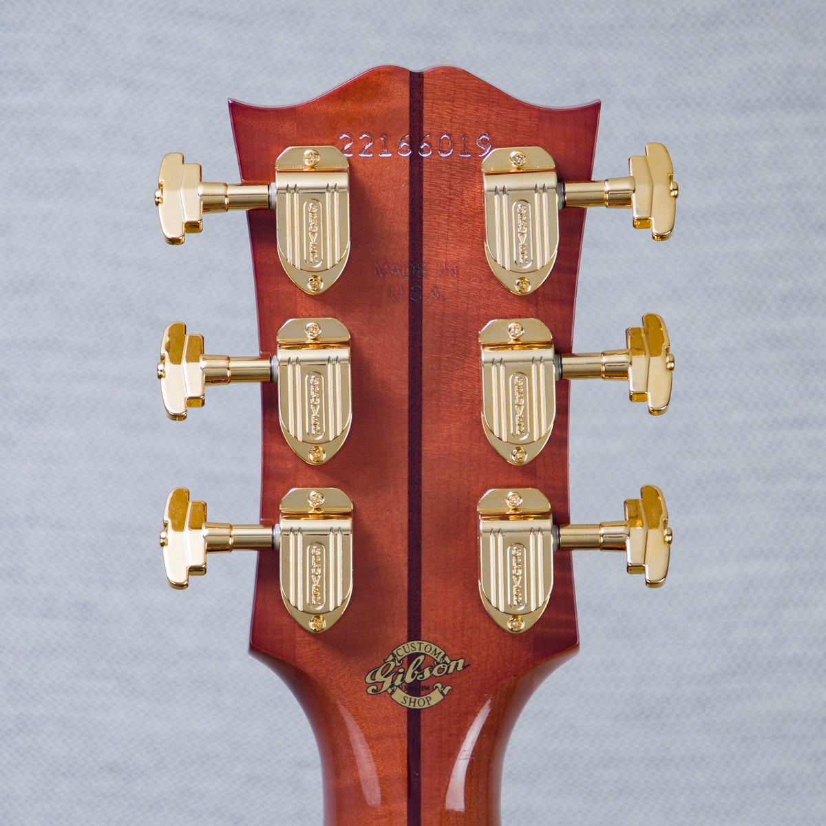 Gibson Limited Edition Custom Shop SJ-200 Anniversary Maple/Bearclaw Sitka Spruce Acoustic Electric Guitar - Cremona Burst - #22166019
