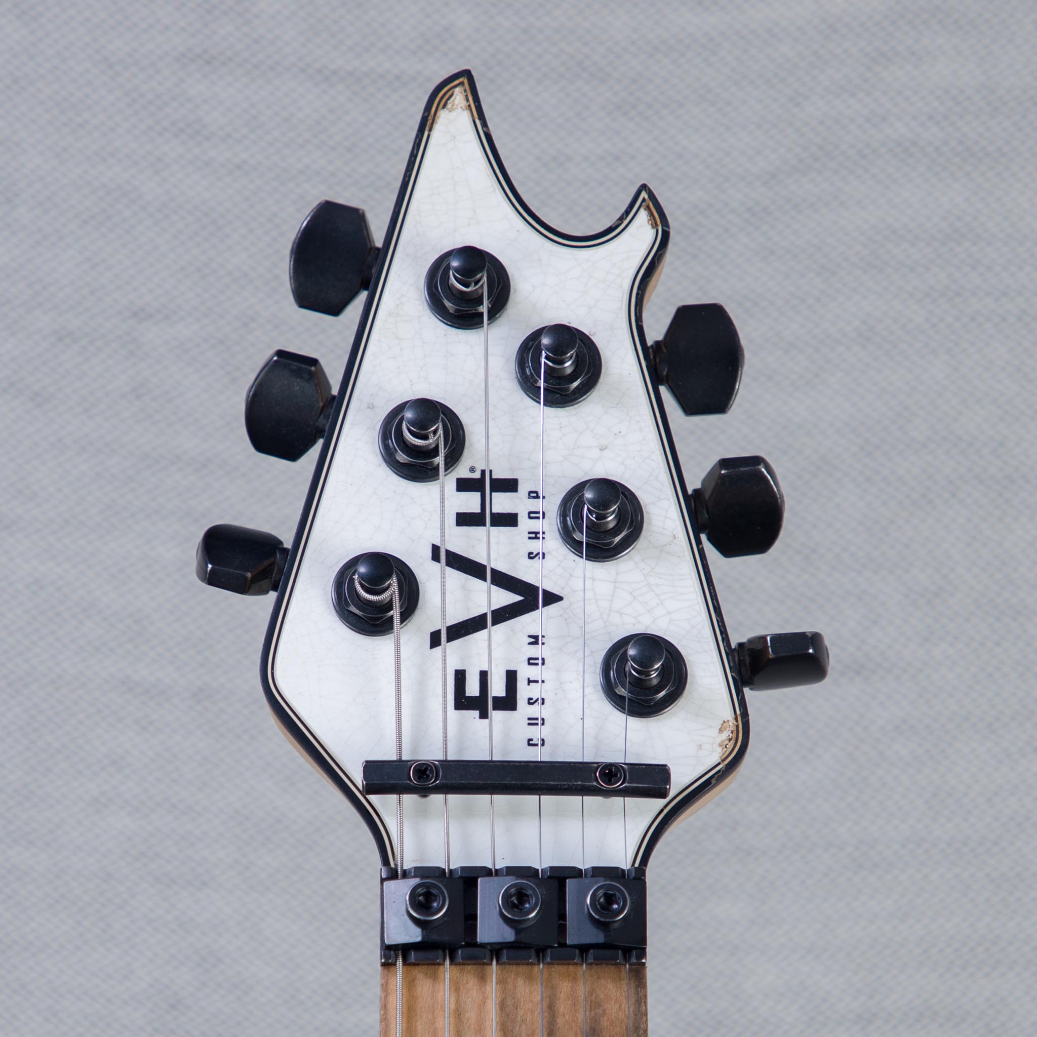 EVH black and white stripe自作ギター EVH Custom Shop Special Edition Wolfgang Stripes Electric Guitar