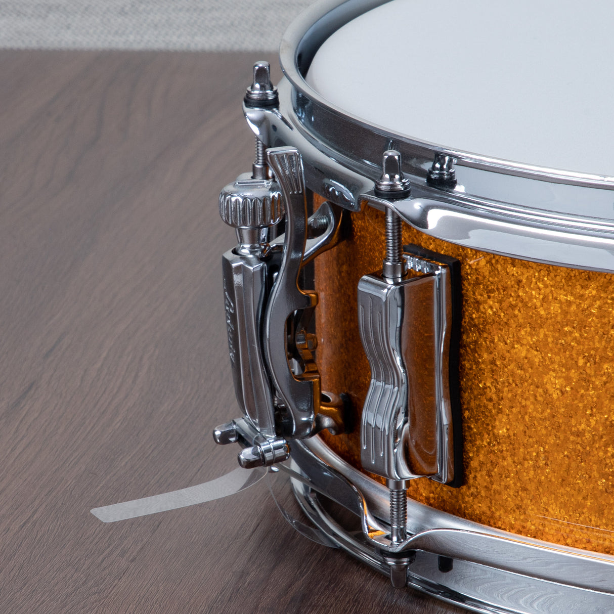 Ludwig Classic Maple 5x14-Inch Snare Drum - Gold Maple