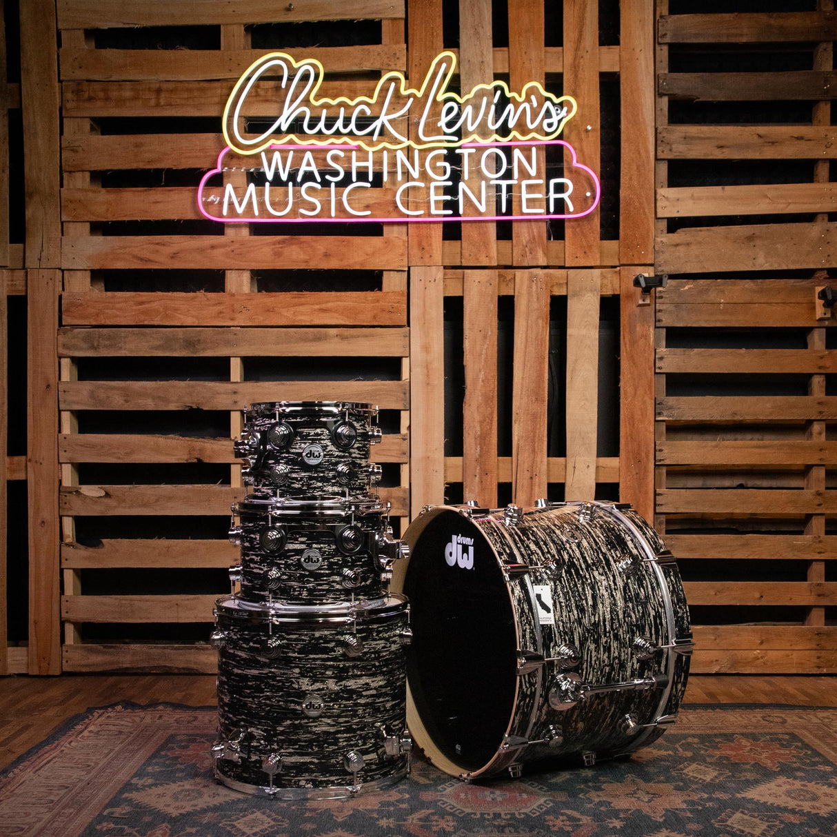 DW Collector's Series 333 4-Piece Shell Pack with 22-Inch Kick - FP - Black Oyster Glass