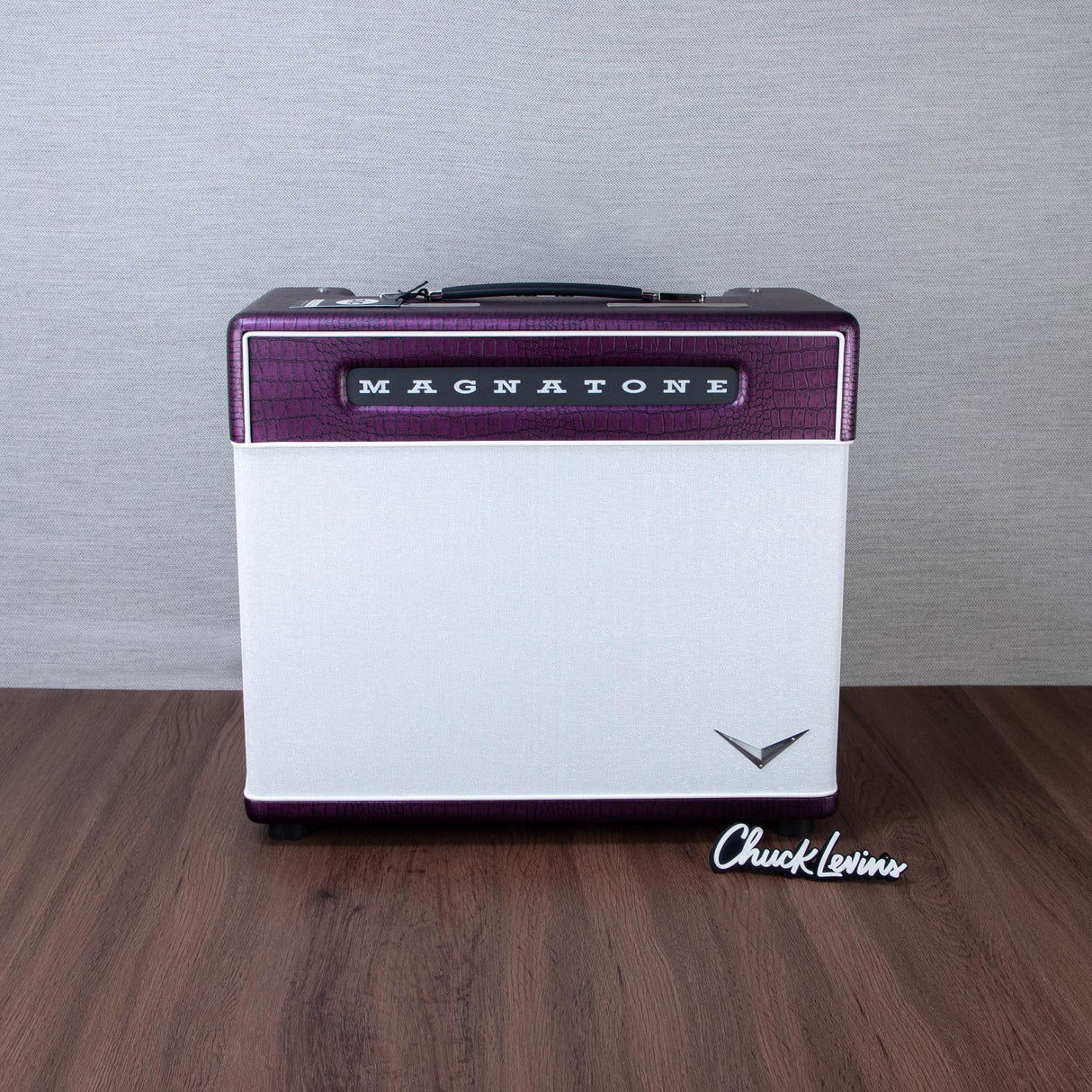 Magnatone Super Fifteen 1x12-Inch Tube Combo Guitar Amplifier - Purple - New