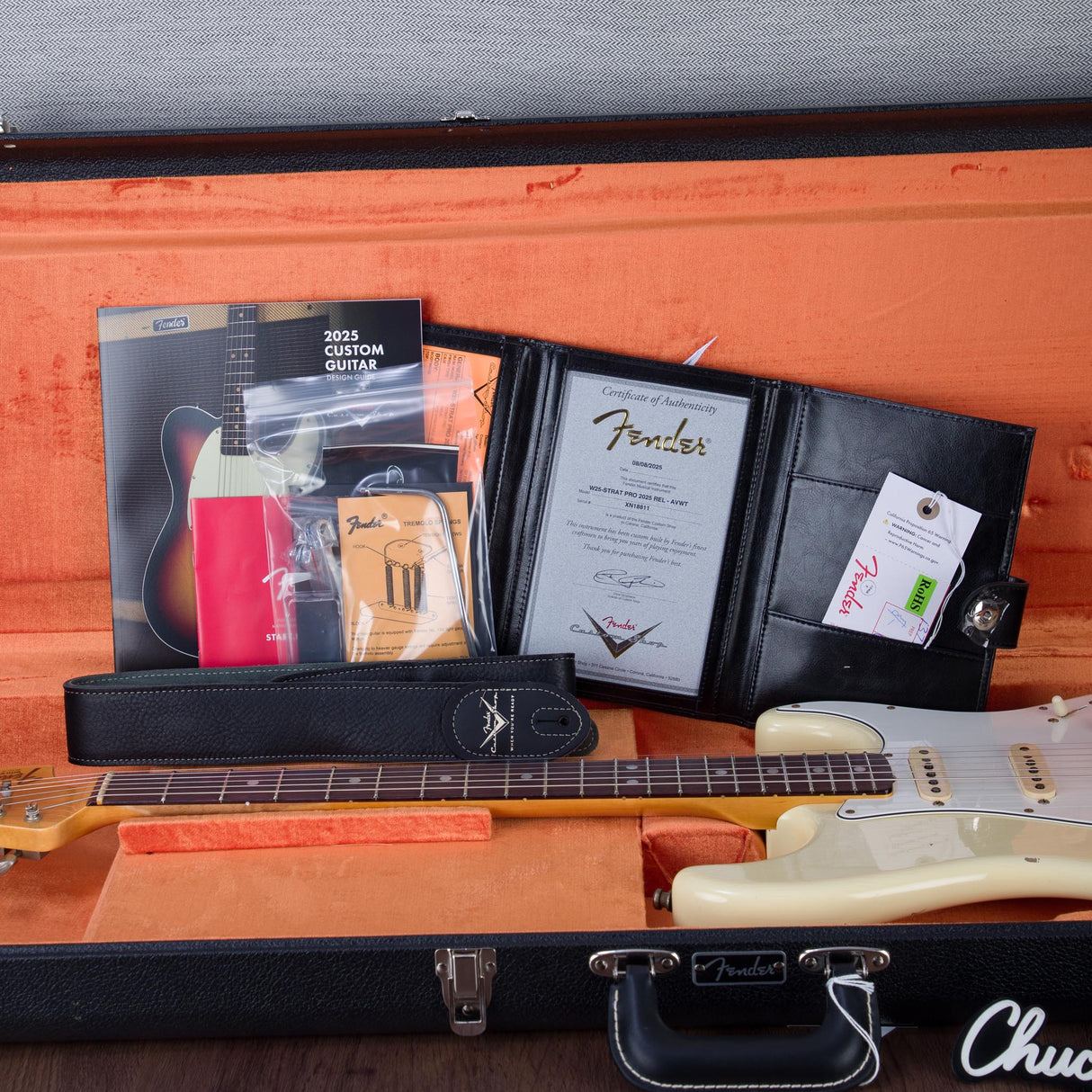 Fender Custom Shop Stratocaster Pro Electric Guitar - Aged Vintage White - #XN18811