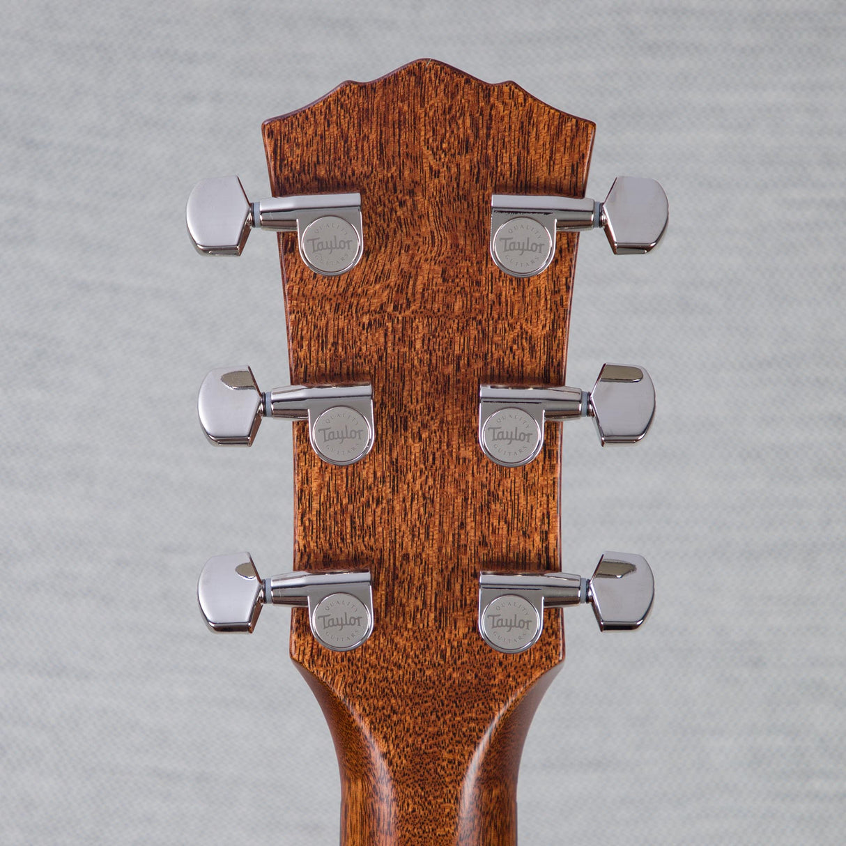 Taylor Gold Label 717e Rosewood/Spruce Acoustic Electric Guitar - Sunburst/Cream Pickguard - #1204305072