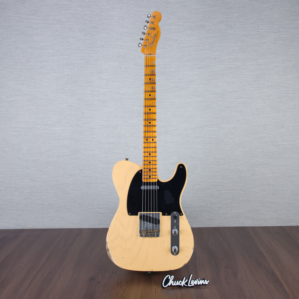 Fender Custom Shop 1952 Telecaster Electric Guitar - Aged Nocaster Blonde - #R124646