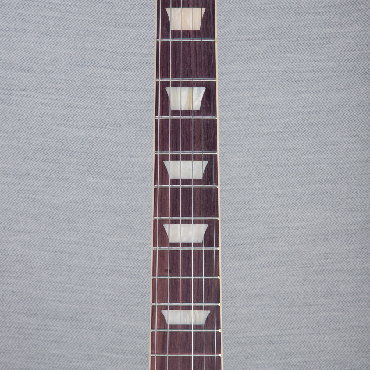 Gibson Les Paul Deluxe 70s Electric Guitar - Goldtop - #225710066