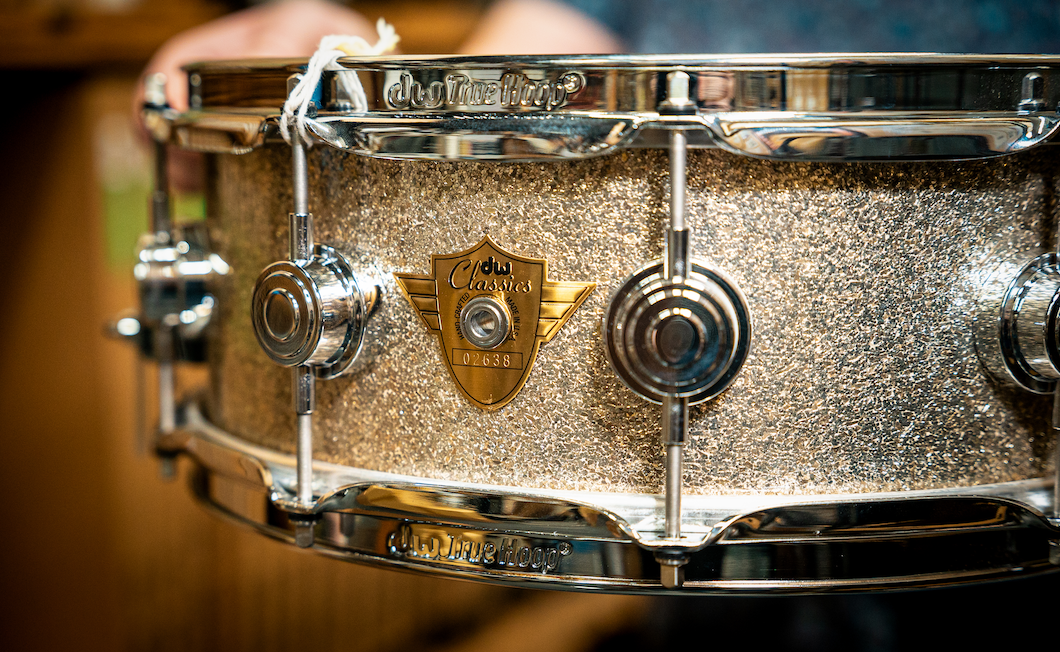 Drum Workshop 14" x 5" Classics Series Snare Drum - Nickel Sparkle Glass With Chrome Hardware